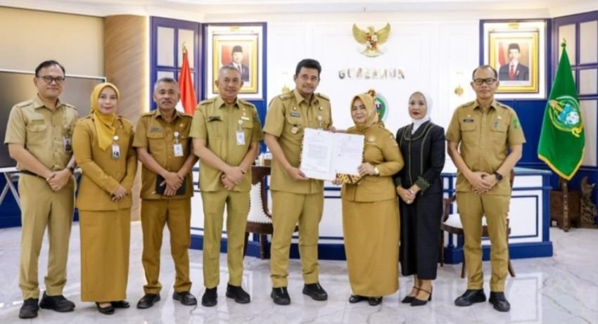 Tiorita br Surbakti Resmi Terima SK Plt Bupati Langkat