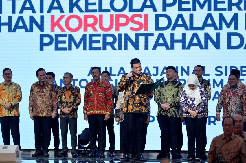 Teken Komitmen Bersama KPK, Bobby Dorong Pencegahan Korupsi Dilakukan Komprehensif