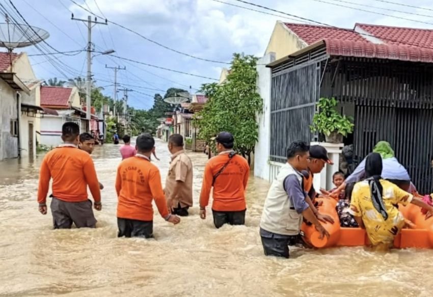 Hujan Deras dan Angin Kencang Kepung Sumut, Warga di Lima Daerah Terdampak