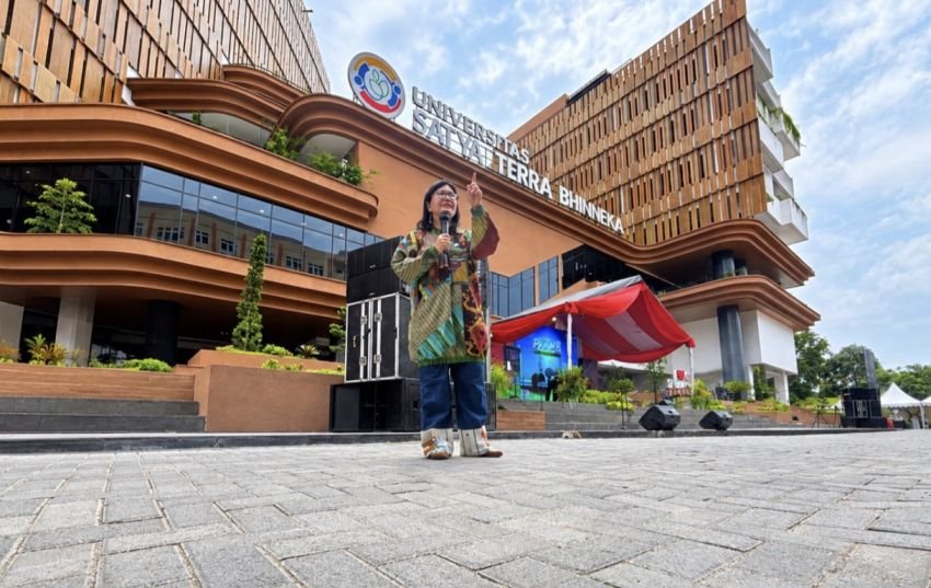 Buka PKKMB, Prof Stella Apresiasi Ambisi Global Universitas ST Bhinneka, Singgung Ada Kesamaan dengan Harvard