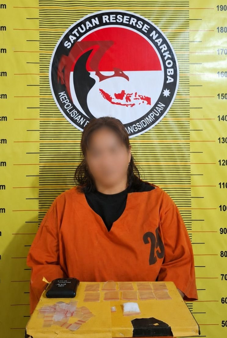 Satres Narkoba Polres Sidimpuan Amankan IRT Pengedar Sabu