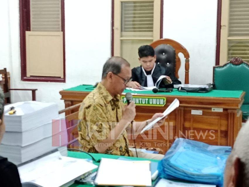 Hadapi Tuntutan 8 Tahun, Dante Sinaga dalam Pledoi: &ldquo;Apa Salah Saya?&rdquo;