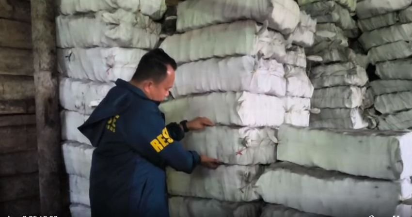Polda Riau Sita 140 Ton Arang Bakau di Pulau Rupat