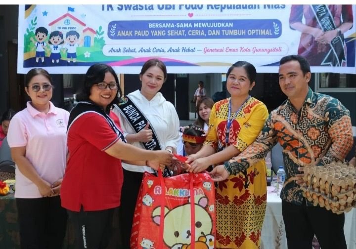 &ldquo;Anak Sehat, Ceria, Tumbuh Optimal&rdquo;, Bunda PAUD Gunungsitoli Sambangi TK OBI Fodo