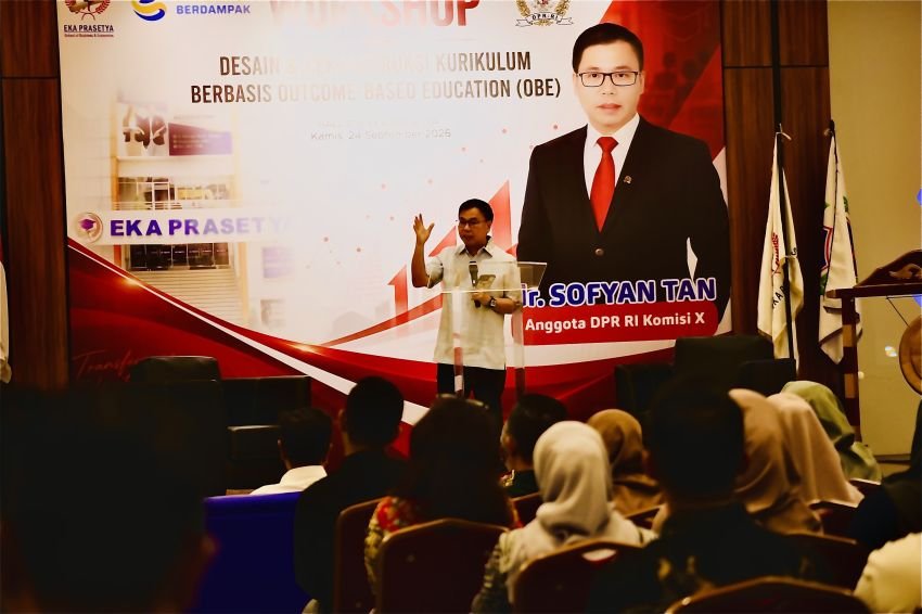 Hadapi Persaingan Pendidikan Tinggi, Sofyan Tan Minta PTS Perkuat Kurikulum Berbasis OBE