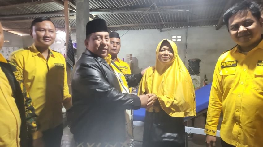Diklat I AMPG Babel, Said Aldi Serahkan Bantuan Tempat Tidur Medis Kepada Warga Alami Kelumpuhan Selama 14 Tahun