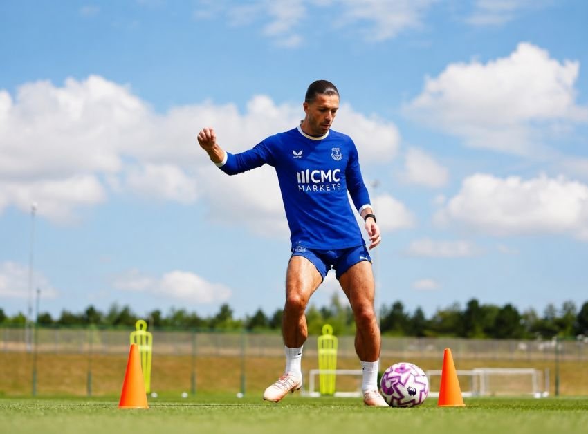 Everton Pulangkan Jack Grealish dengan Status Pinjaman