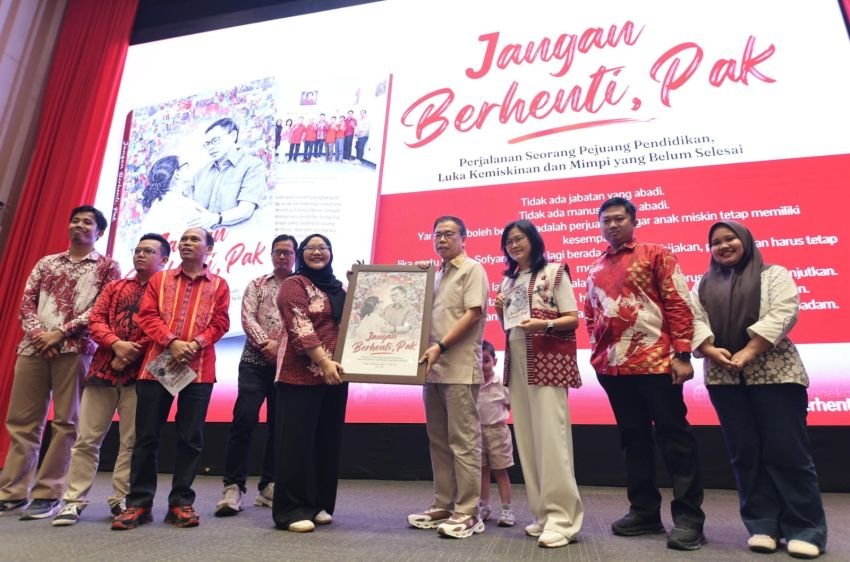 &ldquo;Jangan Berhenti, Pak&rdquo;: Kisah di Balik Buku yang Diluncurkan di Usia 67 Tahun Sofyan Tan