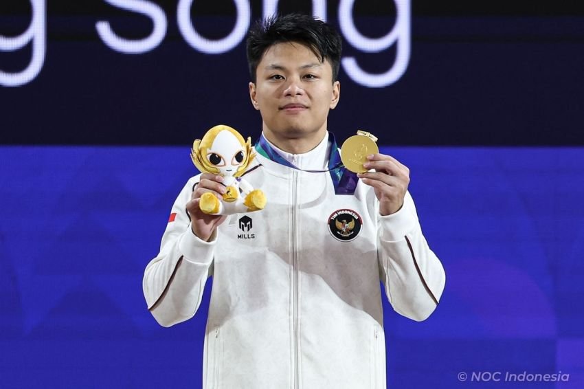 Rekor Dunia Pecah, Rahmat Erwin Persembahkan Emas Kedua Indonesia di Asian Games 2026