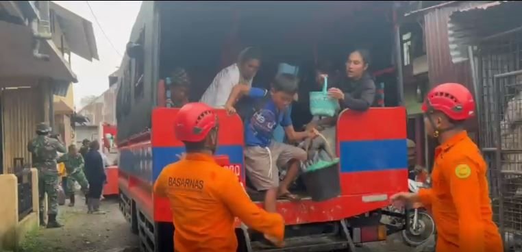 Aktivitas Sinabung Menurun, Warga Desa Kuta Tengah Kembali ke Rumah