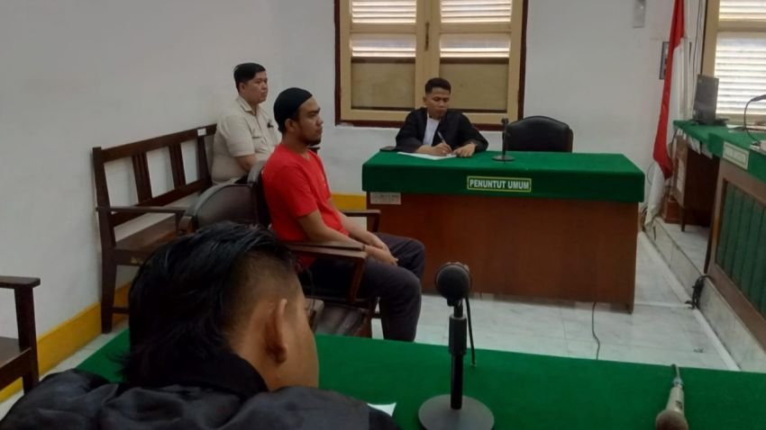 Penerima Paket Pod Getar Berisi 1,3 Liter Etomidate dari Malaysia Divonis 9 Tahun Penjara