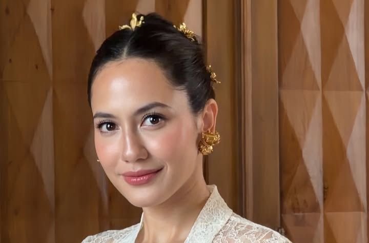 Kuala Lumpur Dapat Kiriman Asap Karhutla, Pevita Pearce: Ini Bukan Kabut