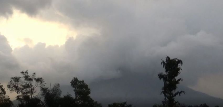 Aktifitas Vulkanik Gunung Api Sinabung Masih Fluktuatif