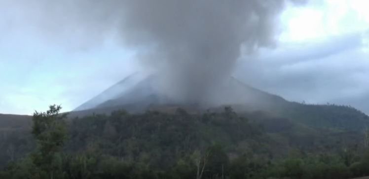 Siaga Sinabung, 2 Desa di Karo Dievakuasi