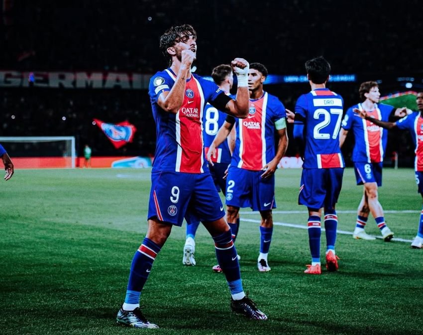 PSG Hancurkan Slovan 6-1, Ferran Torres Menggila