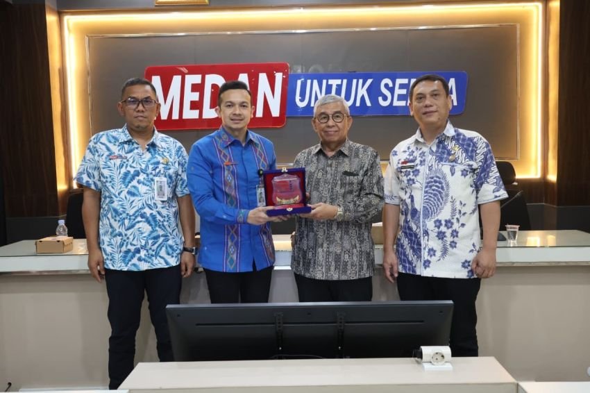 Komisi Informasi Provsu Visitasi Bapenda Kota Medan, Soroti Penguatan Keterbukaan Informasi Publik
