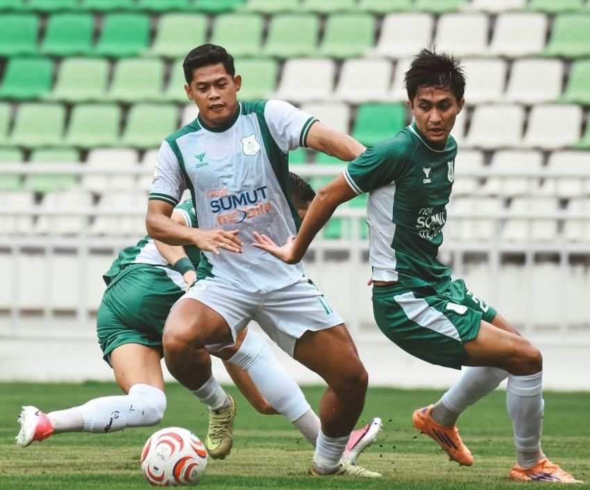 PSMS vs Sumsel United Mendadak Sore, Kabut Asap Jadi Penyebab!