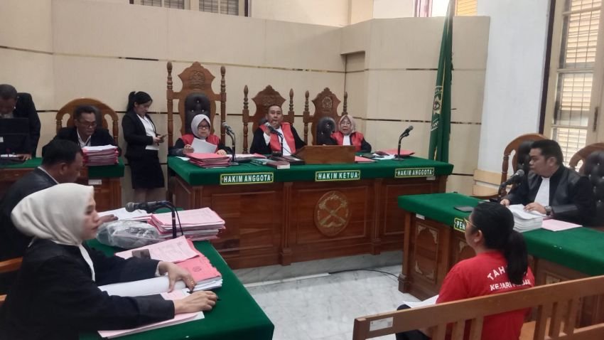 Terdakwa Penggelapan Rp6,3 Miliar Dituntut 3,5 Tahun, Korban Minta Hakim Konsisten