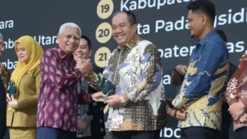 Pemkab Asahan Kembali Raih Penghargaan sebagai Badan Publik Informatif pada Anugerah KI Sumut 2026