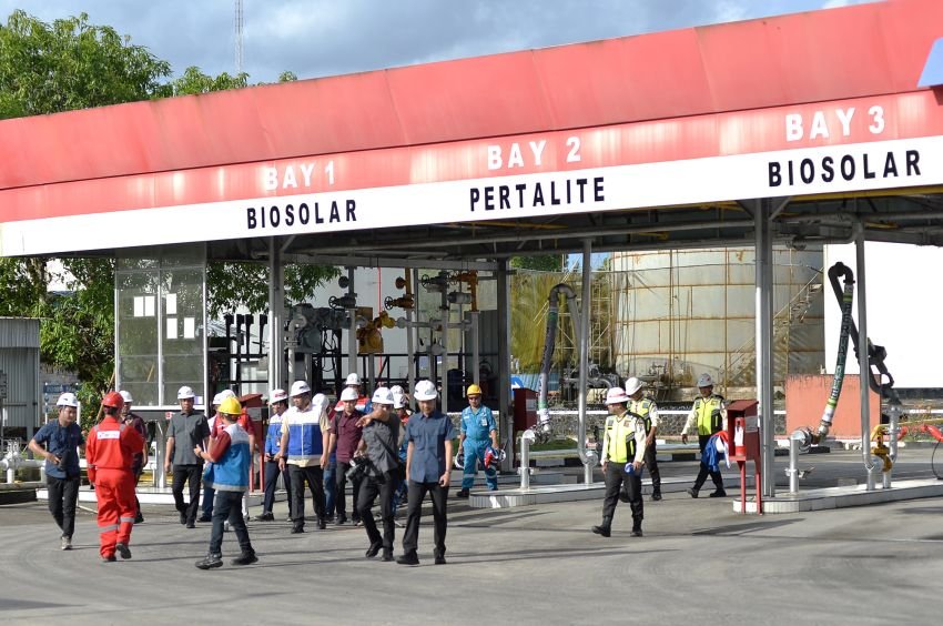 Pastikan Pasokan BBM Aman Jelang Nataru, Gubsu Tinjau Fuel Terminal Pertamina di Gunung Sitoli