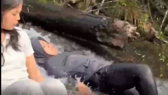 Seorang Wisatawan Terjatuh di Air Terjun Robo, Ditemukan dalam Kondisi Meninggal Dunia