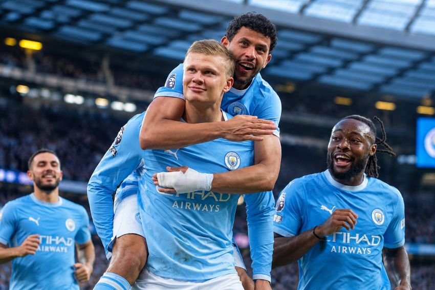 Manchester City Bikin Anfield Membisu, Liverpool Dibantai 3-0!