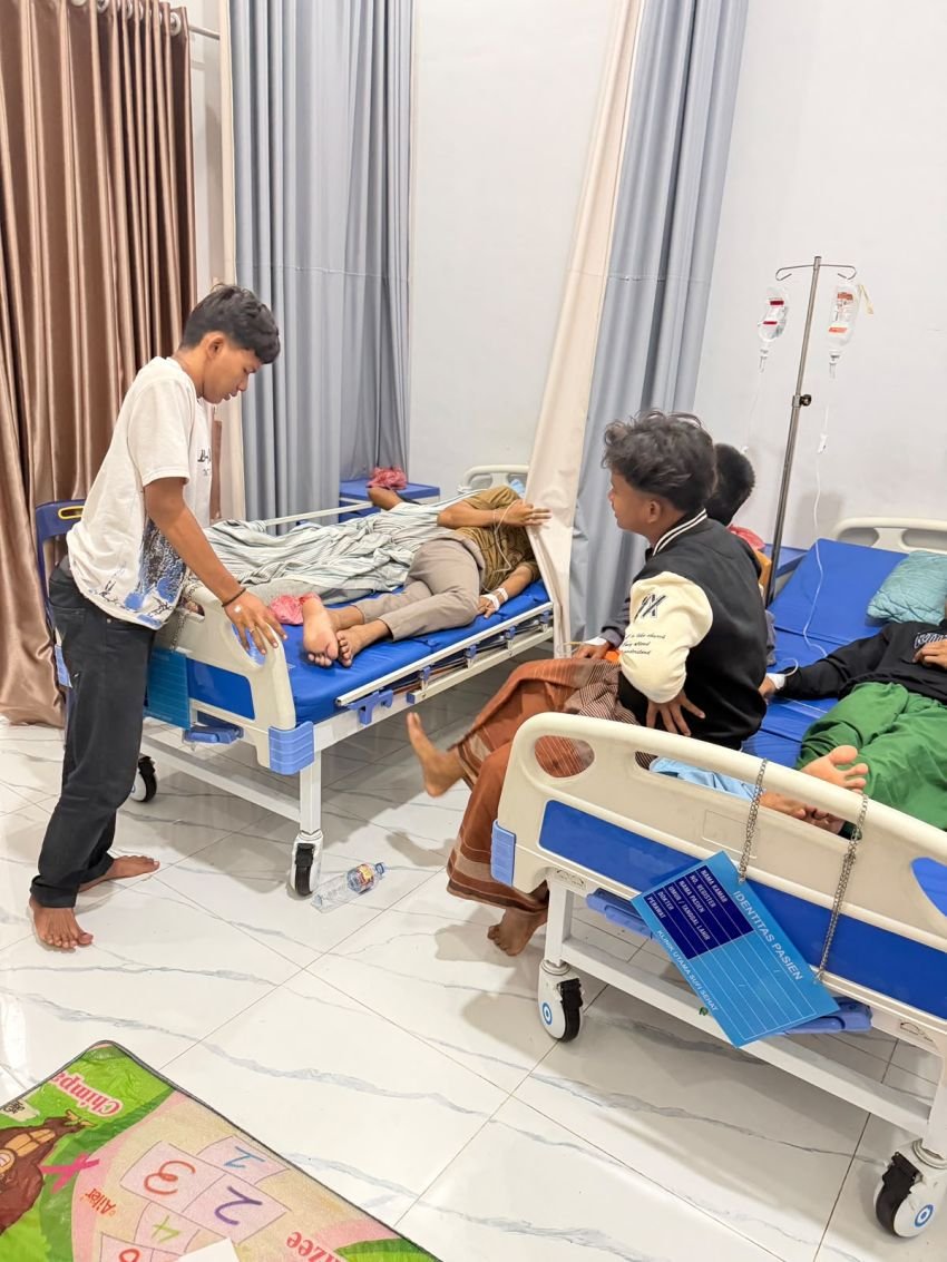 Diduga Keracunan Makan Usai Ikuti HSN di Deli Serdang, Puluhan Santri Dirawat Intensif di Rumah Sakit